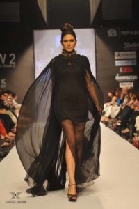 Lady unveil