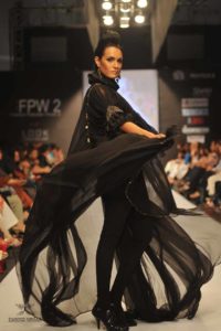 Lady unveil